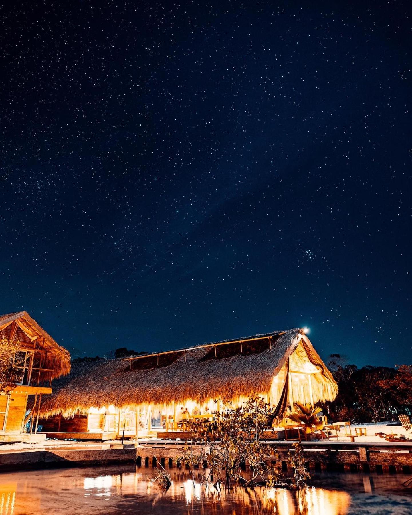 Santa Lova Eco-hostel Tintipan Island Exterior foto